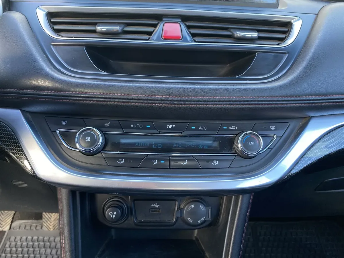 JAC Js3 1.6 Advance 4x2 Mt 5p año 2022