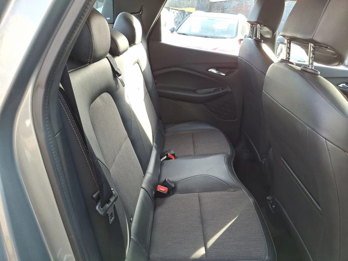 Chevrolet Montana 1.2t Ltz R 4x2 At 4p año 2024