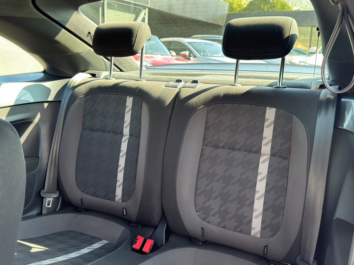 Volkswagen Beetle Coupe 1.4 Dsg año 2020
