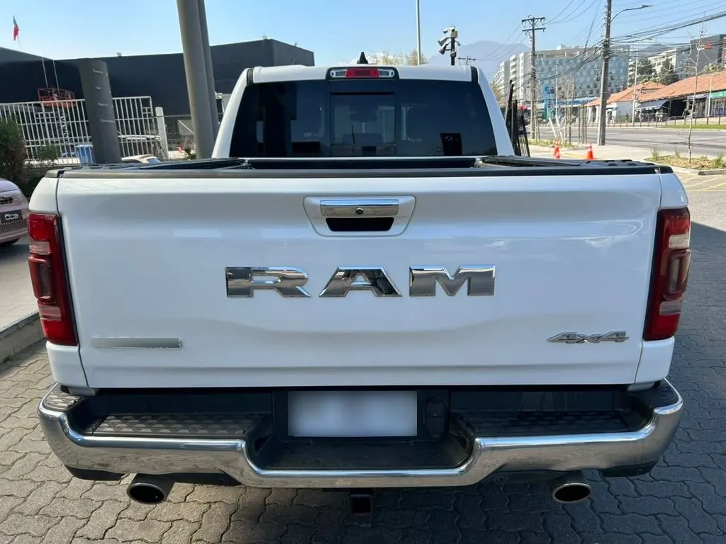 Ram 1500 5.7 Laramie 4x4 At 4p año 2020