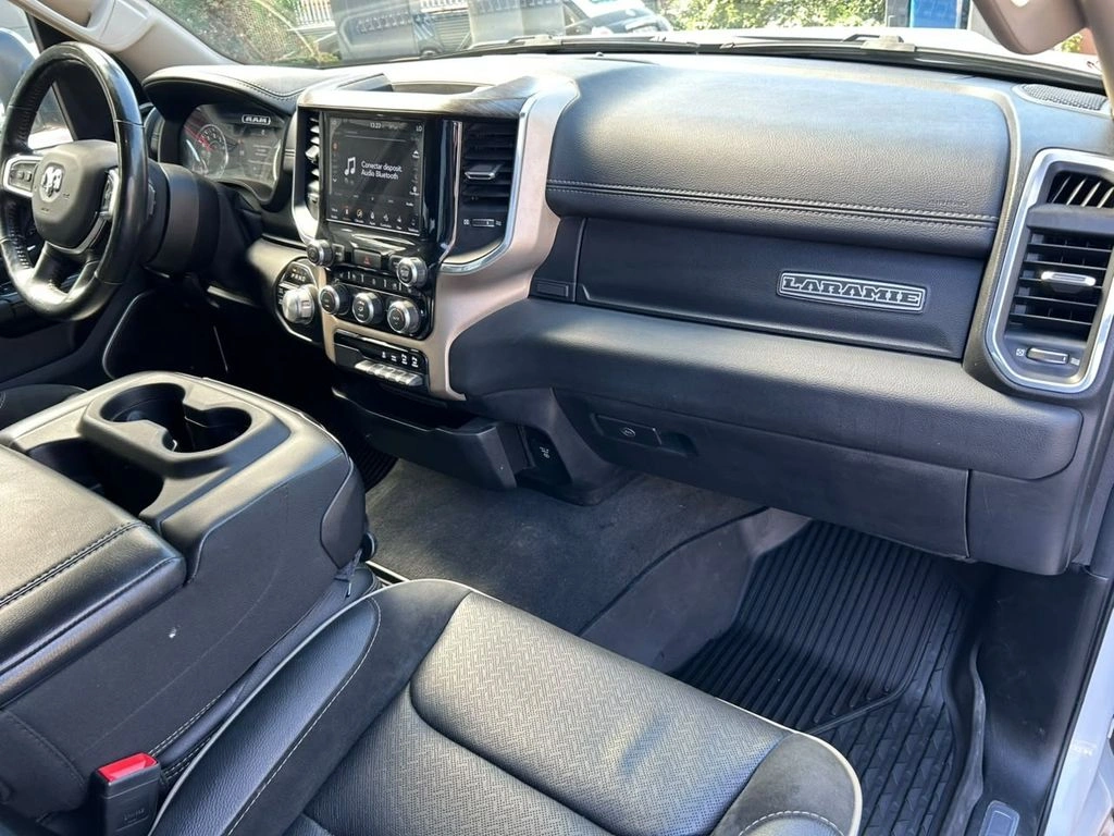 Ram 1500 5.7 Laramie 4x4 At 4p año 2020