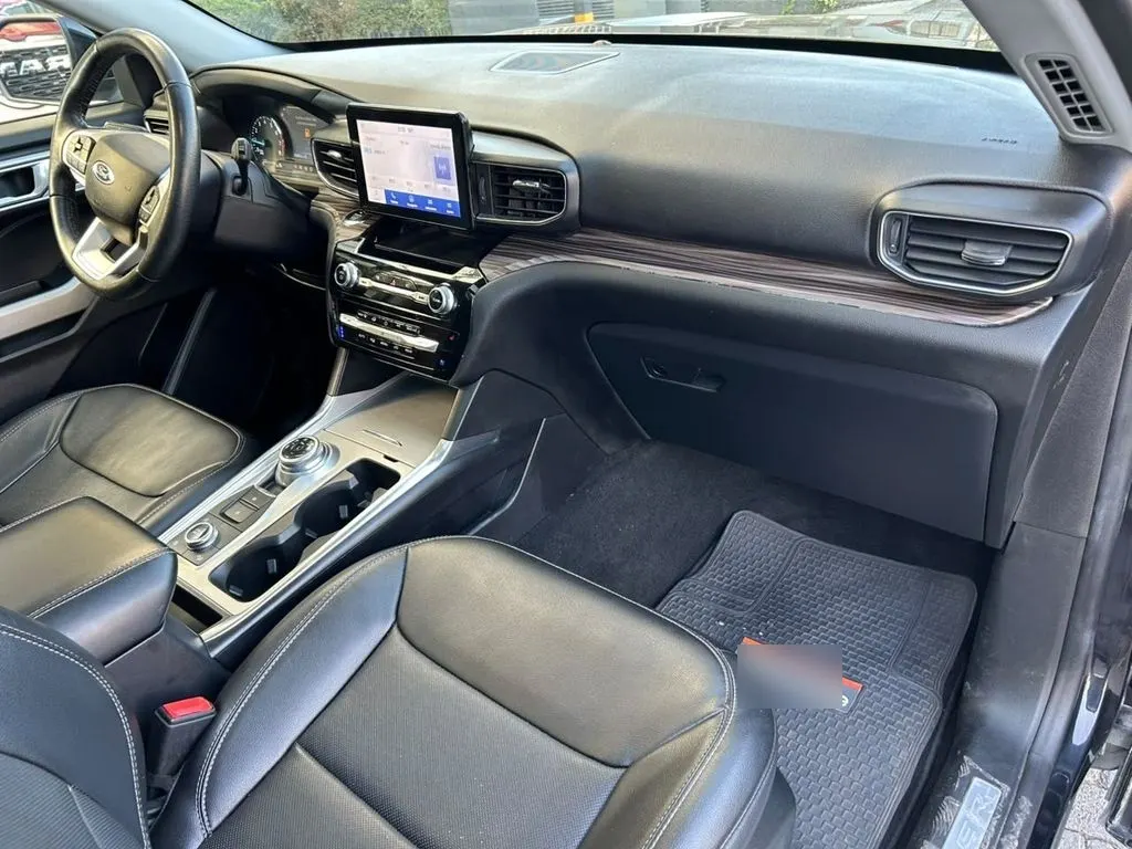 Ford Explorer Limited 4x4 2.3 Aut año 2022