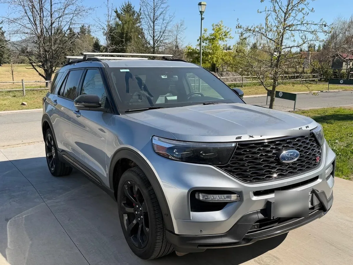 FORD EXPLORER 3.0 St At 4x4 año 2024