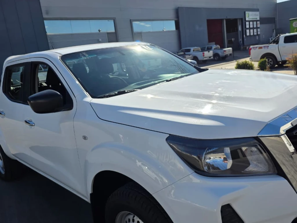 Nissan Navara Navara Dc 4x2 2.3tdi Se año 2023