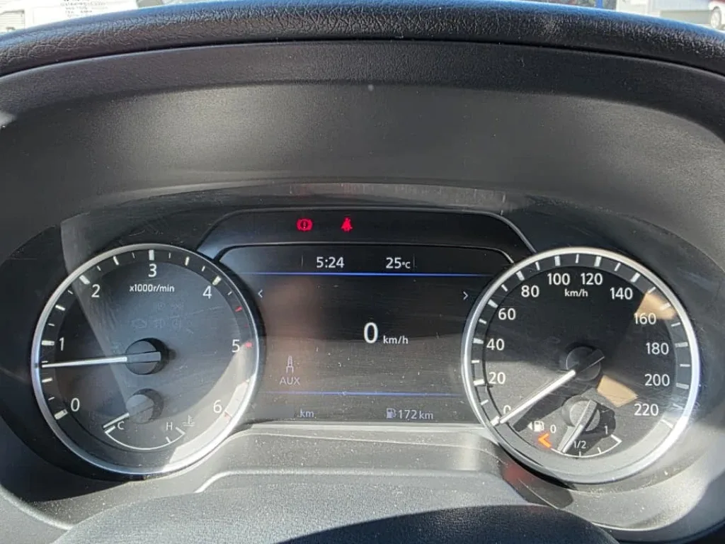 Nissan Navara Navara Dc 4x2 2.3tdi Se año 2023