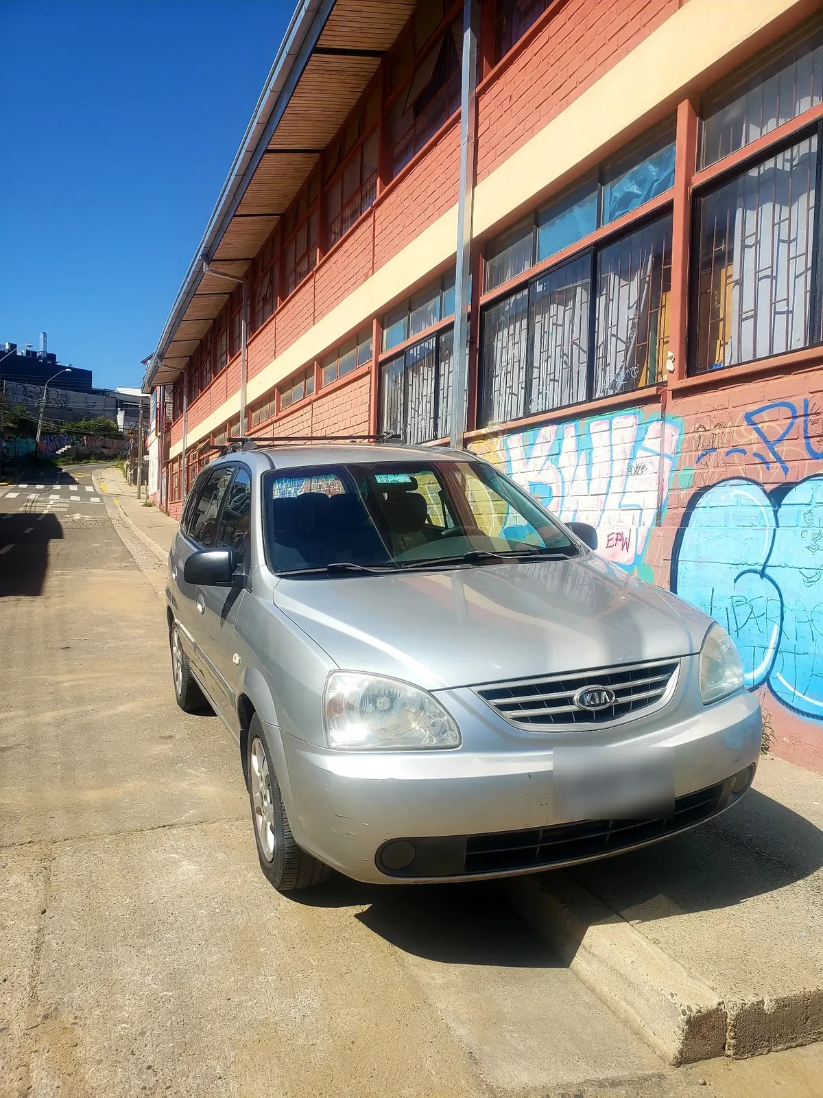 KIA MOTORS CARENS No Sé La Versión año 2005