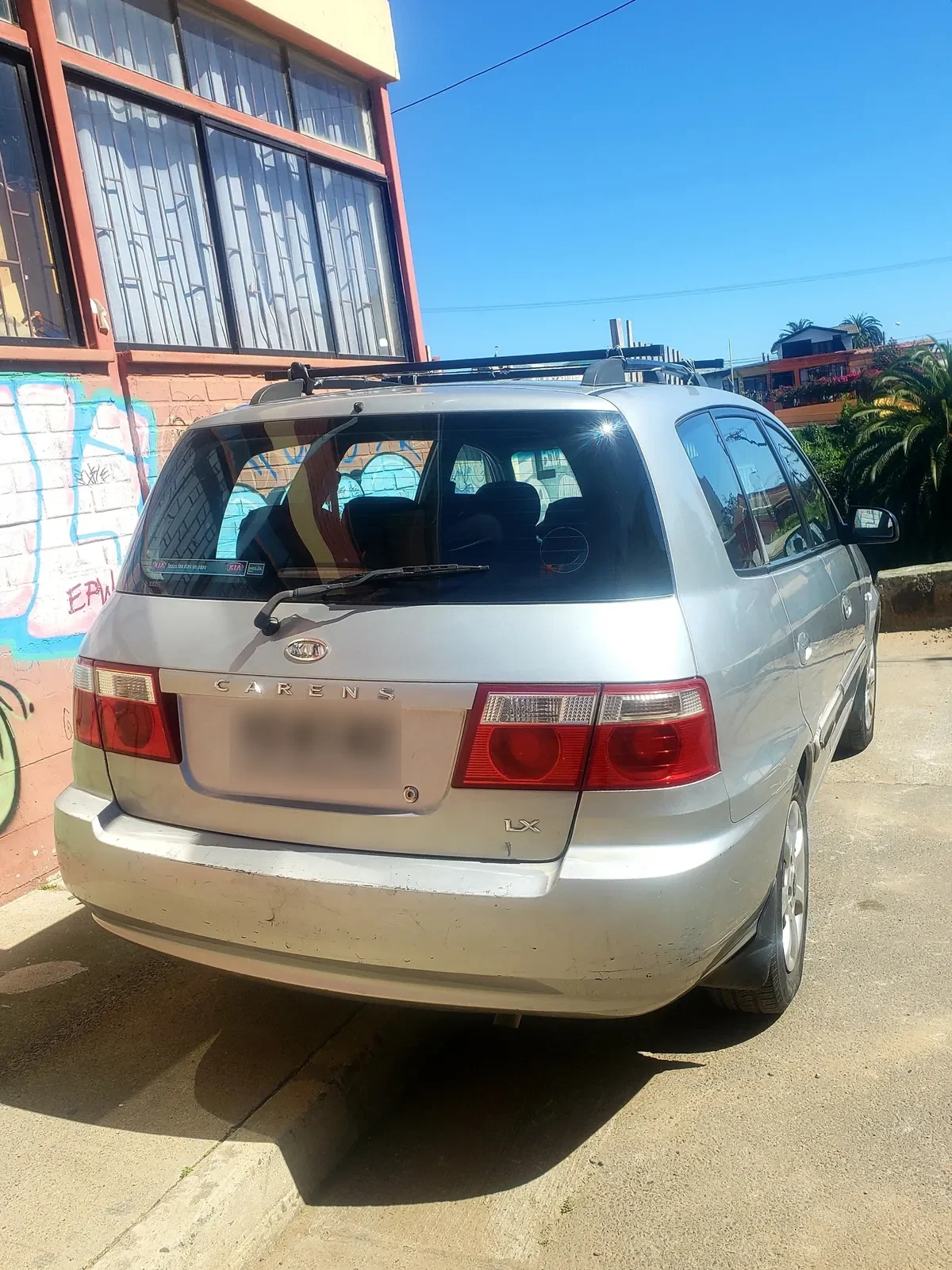 KIA MOTORS CARENS No Sé La Versión año 2005