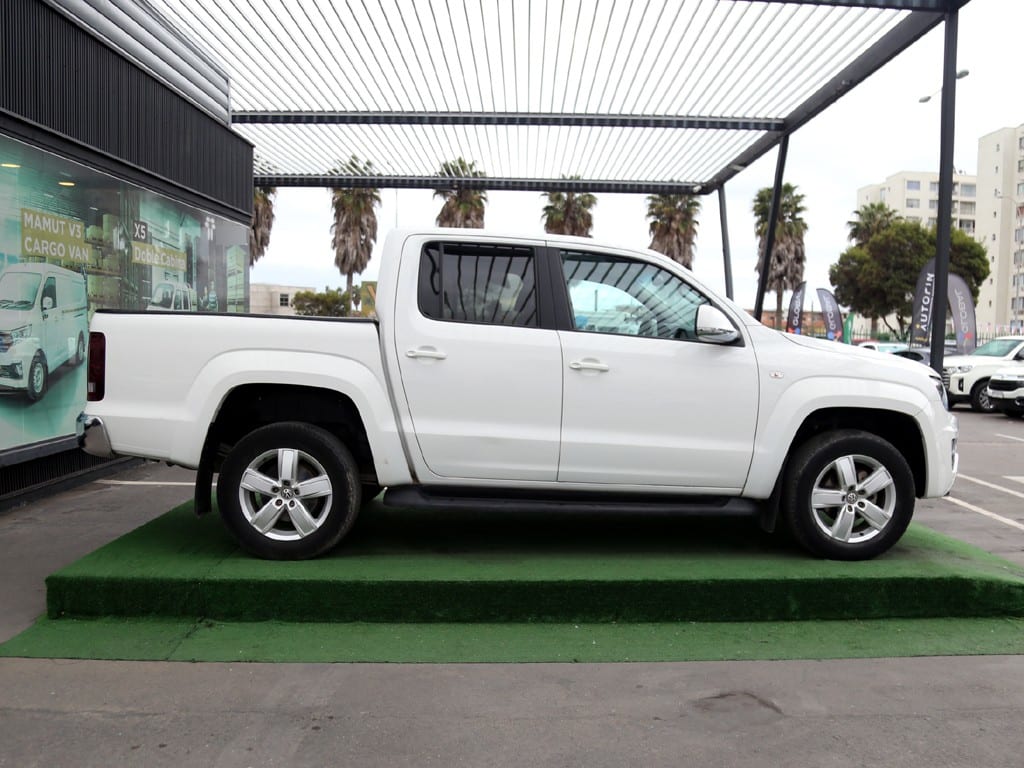 Volkswagen Amarok Highline 2.0 At 4x4 año 2023