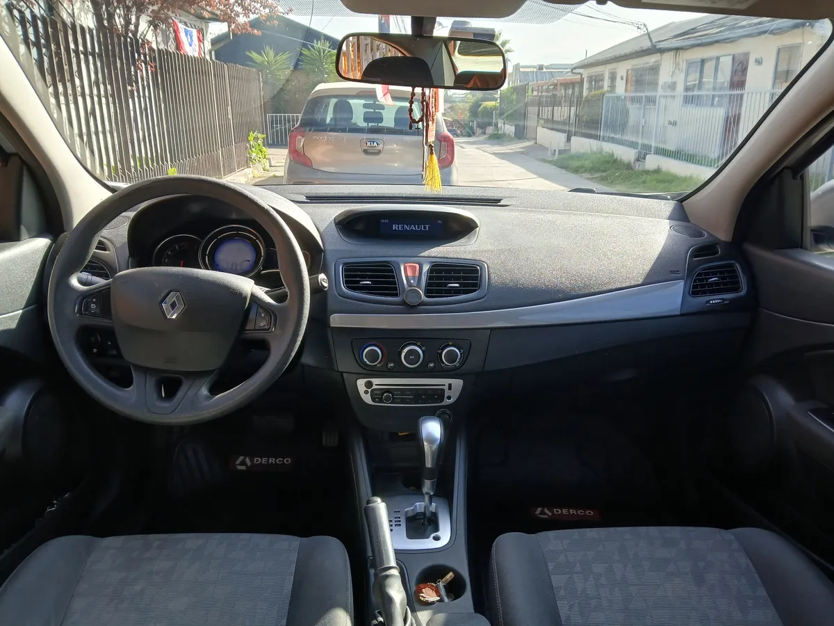 RENAULT FLUENCE 2.0 Privilege At año 2016