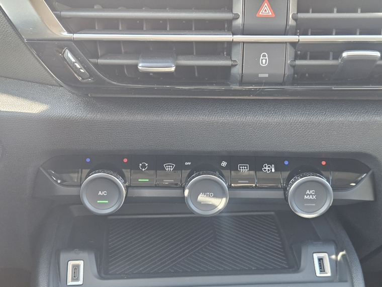 Citroen C-4 Puretech 130 Eat8 Feel Pack año 2023