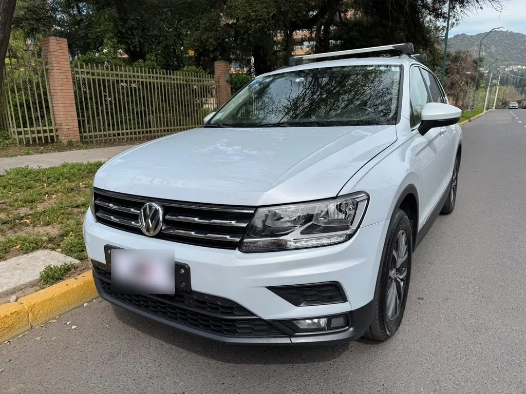 Volkswagen Tiguan 2.0 Tdi Comfortline Diesel 4motion 7a año 2019