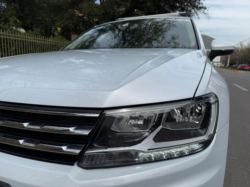 Volkswagen Tiguan 2.0 Tdi Comfortline Diesel 4motion 7a año 2019