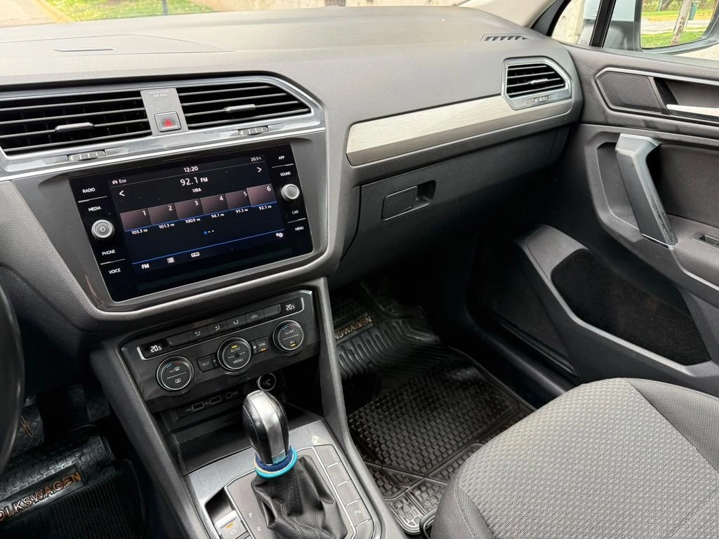 Volkswagen Tiguan 2.0 Tdi Comfortline Diesel 4motion 7a año 2019