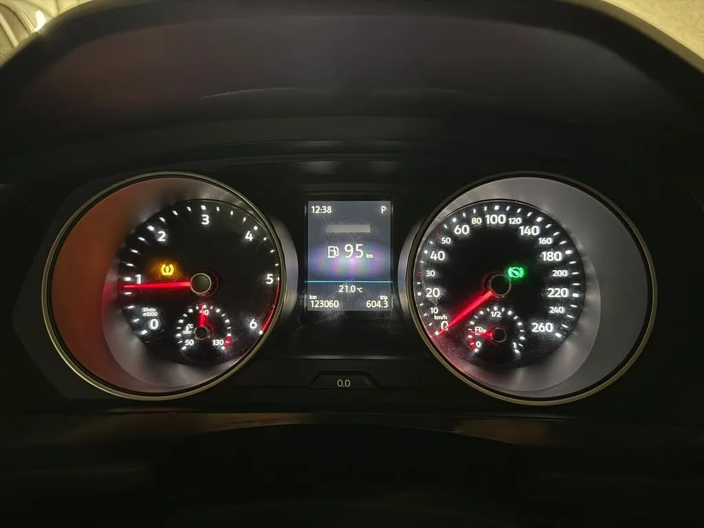 Volkswagen Tiguan 2.0 Tdi Comfortline Diesel 4motion 7a año 2019