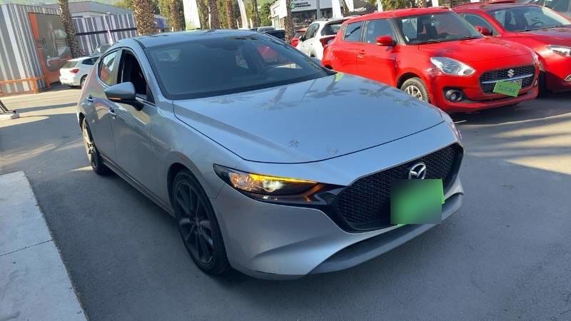 Mazda 3 2.0 V 4x2 Hb 6at 5p año 2021