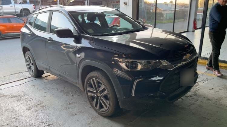 Chevrolet Tracker 1.2t Ls R 4x2 Mt 5p año 2024