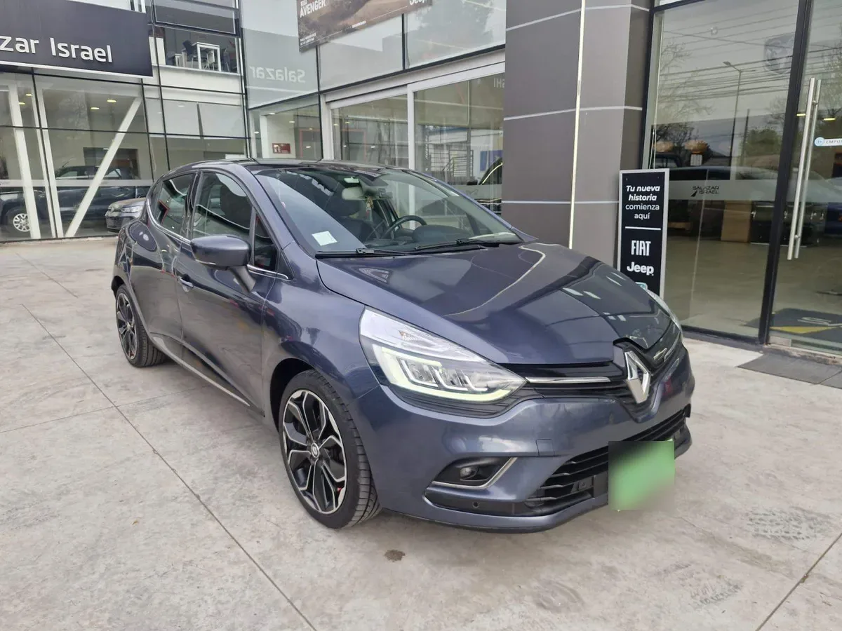 Renault Clio 0.9t Dynamique 4x2 Hb Mt 5p año 2020