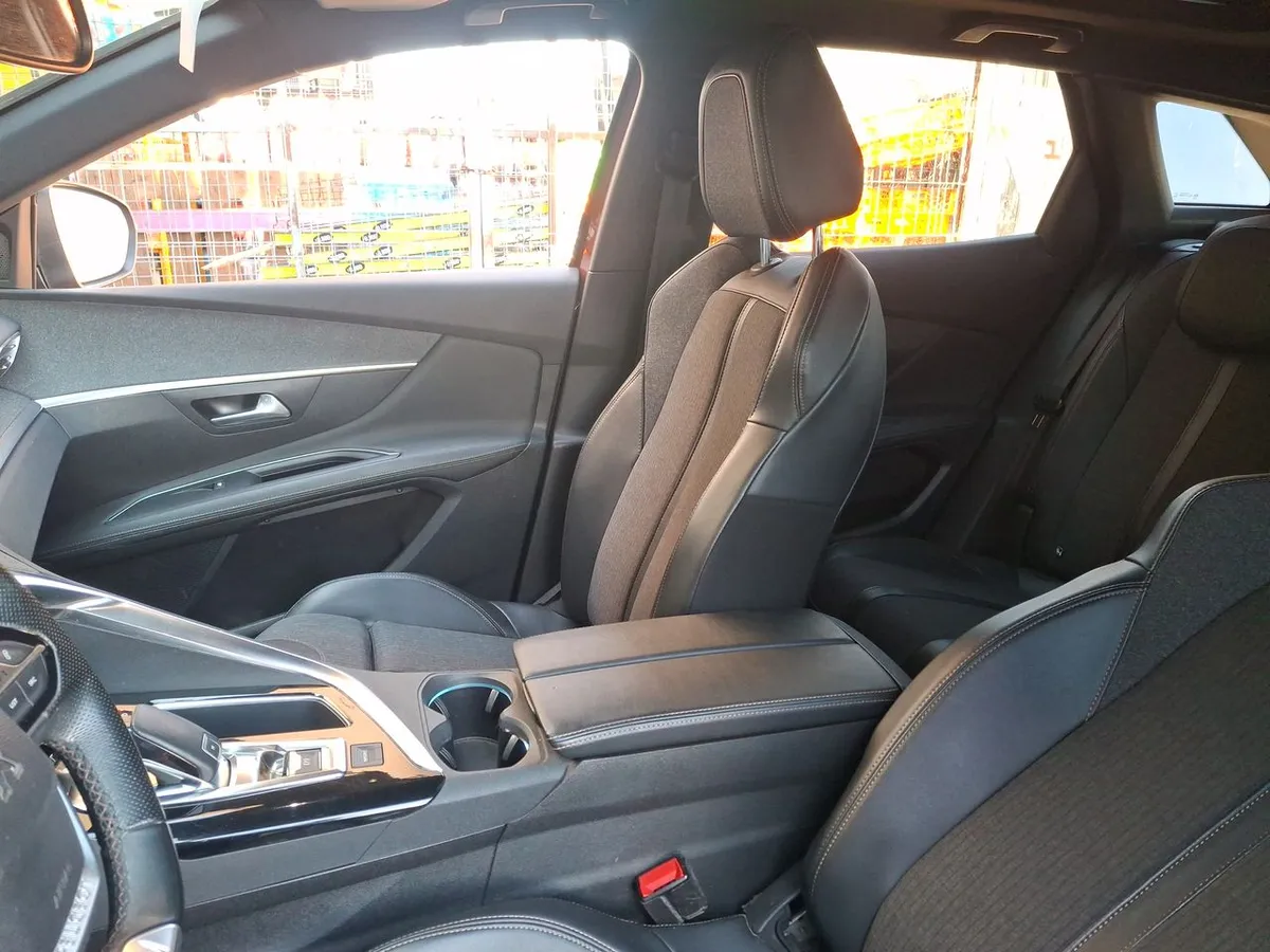 Peugeot 3008 1.5 Gt-Line Bluehdi Diesel 4x2 130 Eat8 5p año 2021