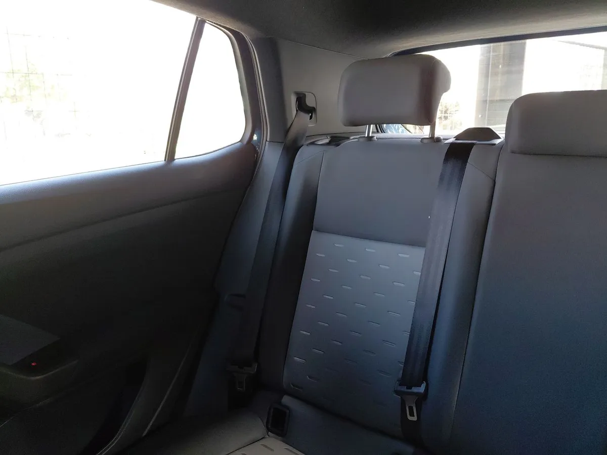 Volkswagen T-Cross 1.0 Tsi Comfortline 4x2 6at 5p año 2024
