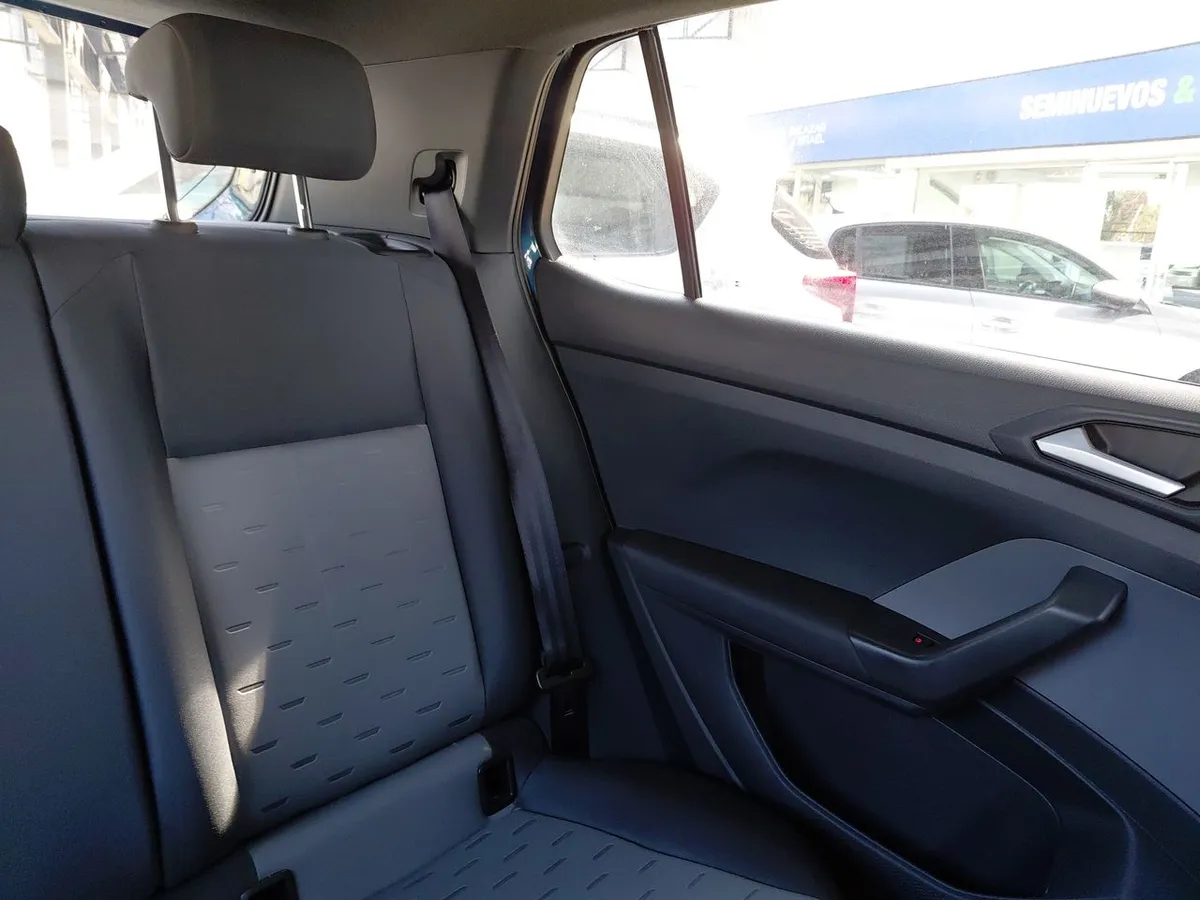 Volkswagen T-Cross 1.0 Tsi Comfortline 4x2 6at 5p año 2024