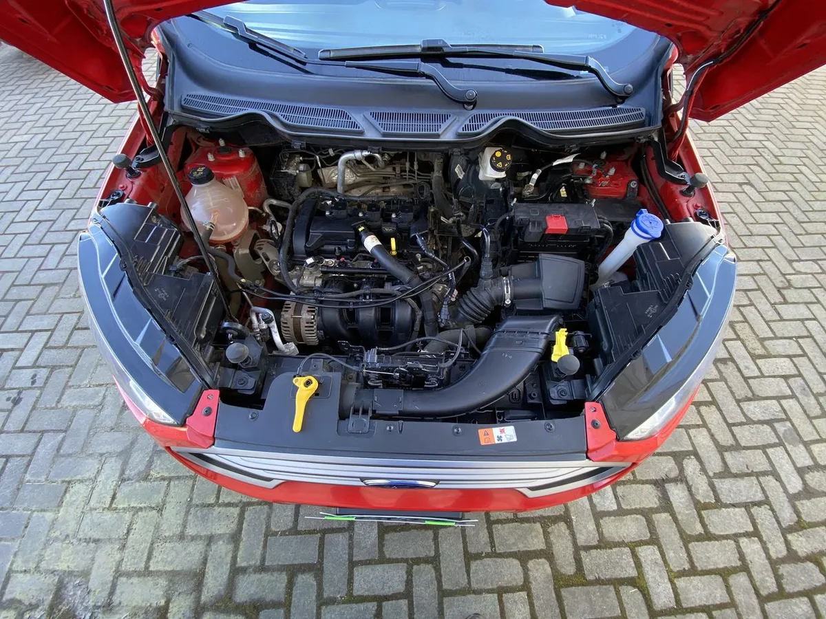 Ford Ecosport 1.5 Trend 4x2 Mt 5p año 2022
