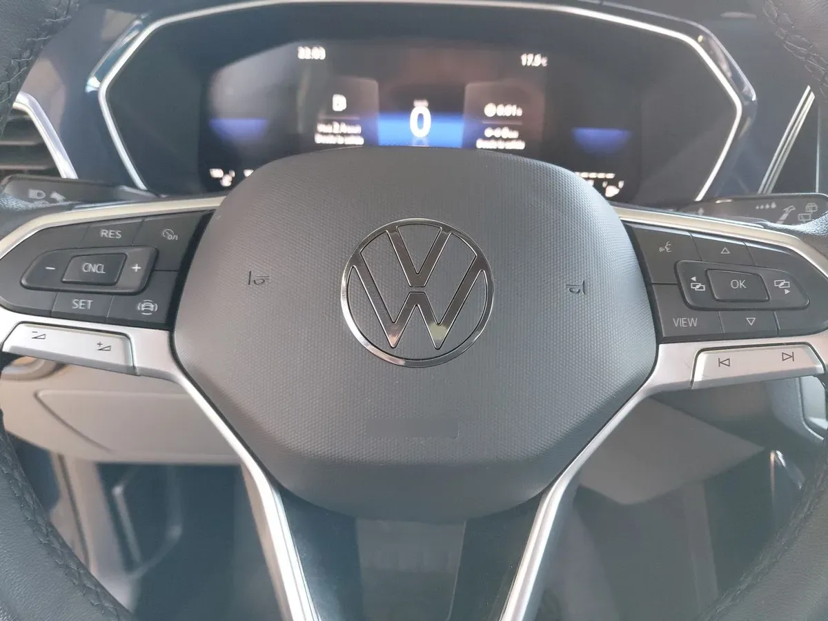 Volkswagen T-Cross 1.0 Tsi Comfortline 4x2 6at 5p año 2024