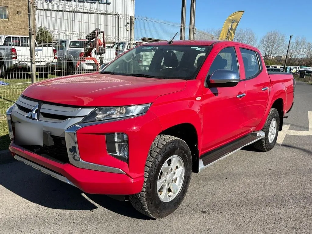 Mitsubishi L200 Katana Crt 4x4 año 2024