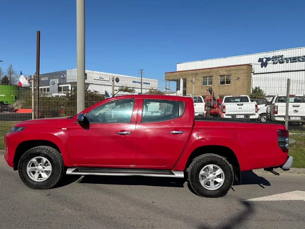 Mitsubishi L200 Katana Crt 4x4 año 2024