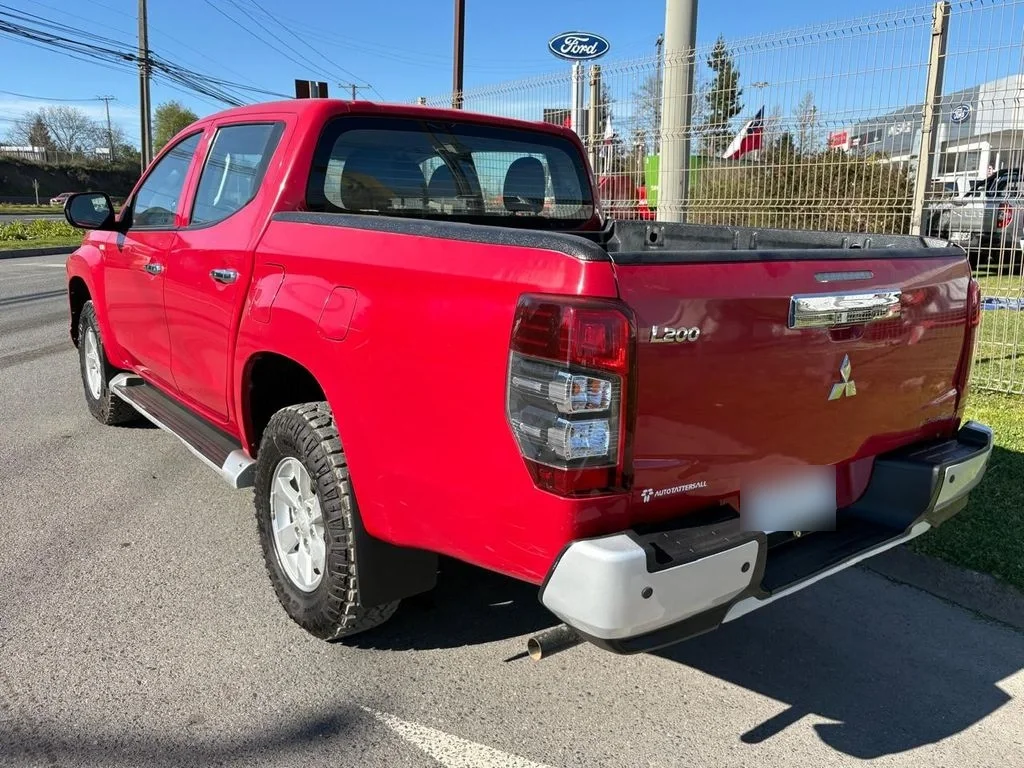 Mitsubishi L200 Katana Crt 4x4 año 2024