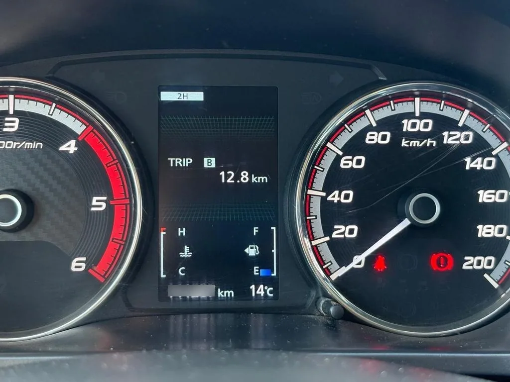 Mitsubishi L200 Katana Crt 4x4 año 2024