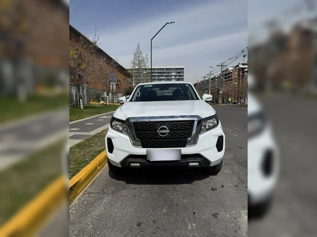 Nissan Navara D Cab 2.3 año 2023