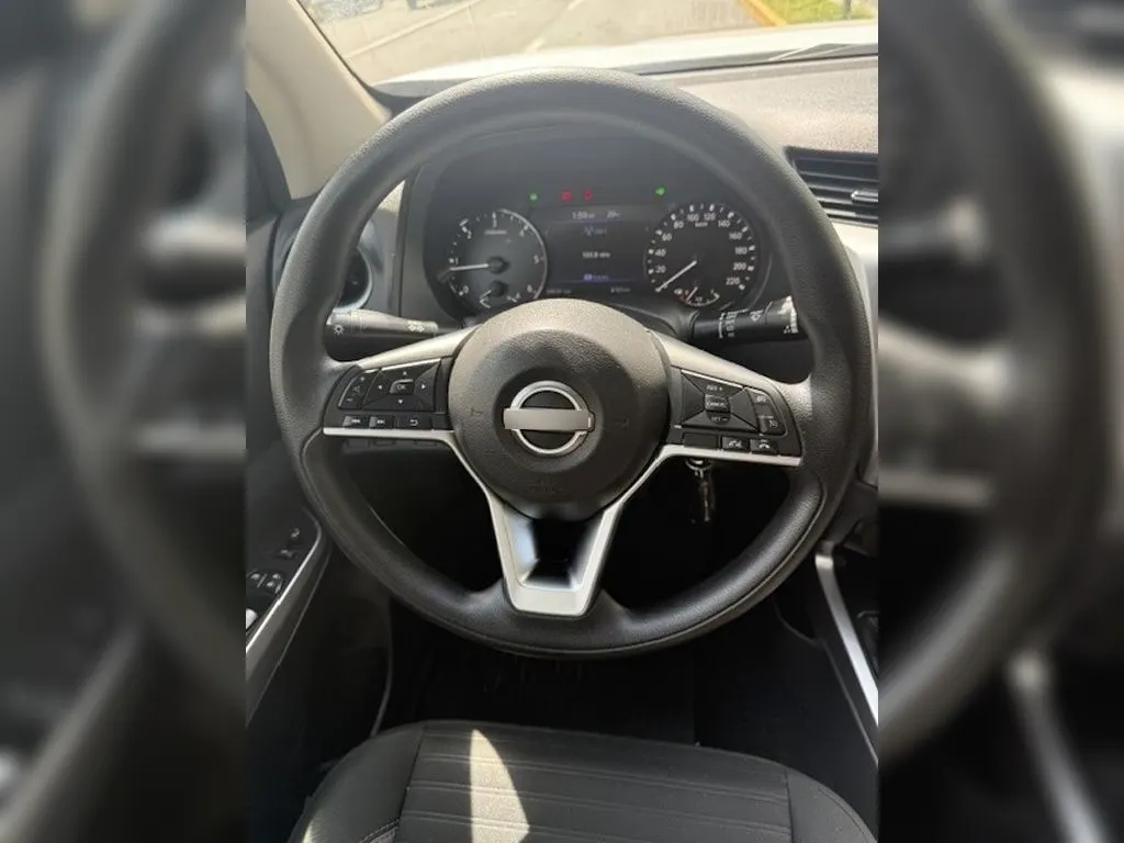 Nissan Navara D Cab 2.3 año 2023