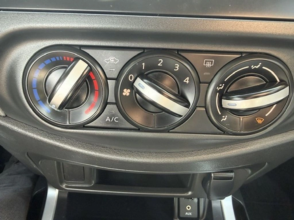 Nissan Navara D Cab 2.3 año 2023