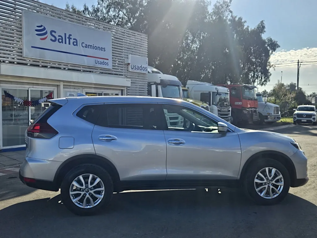 Nissan X-Trail Sense 2row 4x2 año 2022