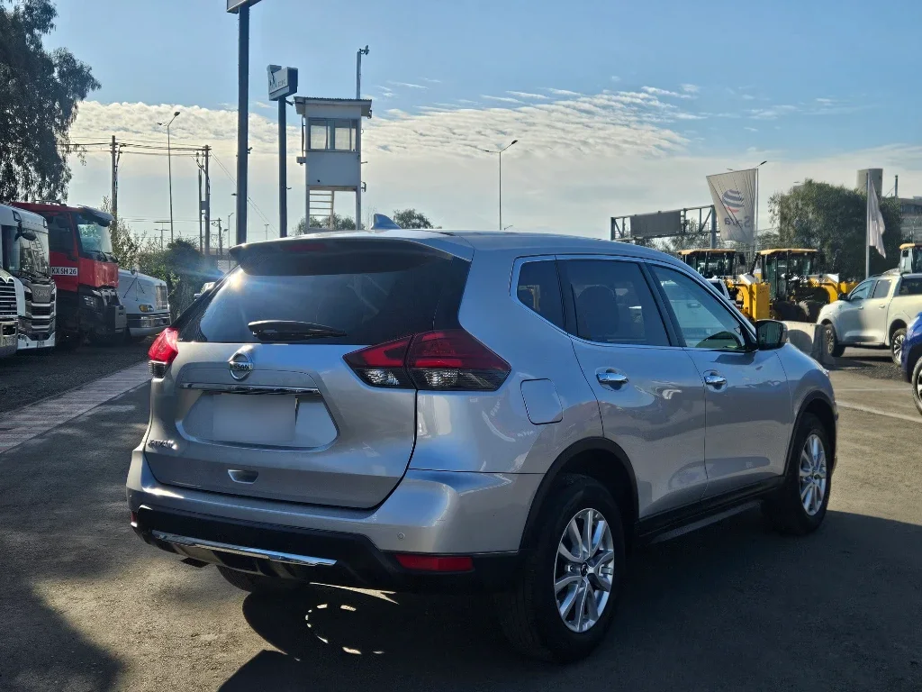 Nissan X-Trail Sense 2row 4x2 año 2022