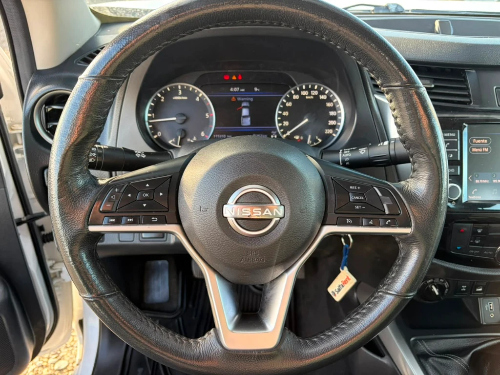 Nissan Navara D Cab Mt 4x4 2.3 Xe año 2023