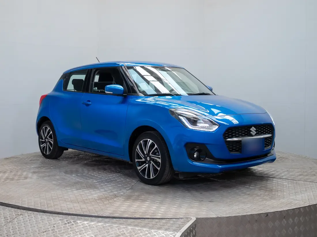 Suzuki Swift 1.2 Glx Plus Mt año 2024