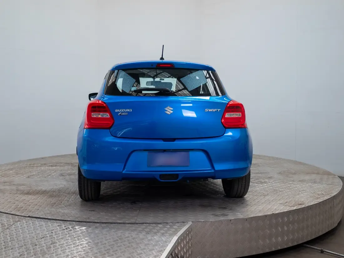 Suzuki Swift 1.2 Glx Plus Mt año 2024