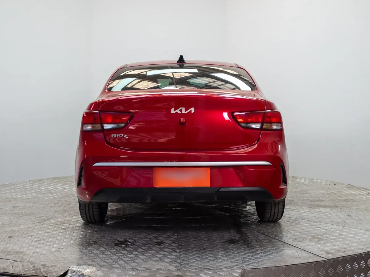 Kia Rio 4 Rio 4 1.4 Lx Ac Mt año 2022