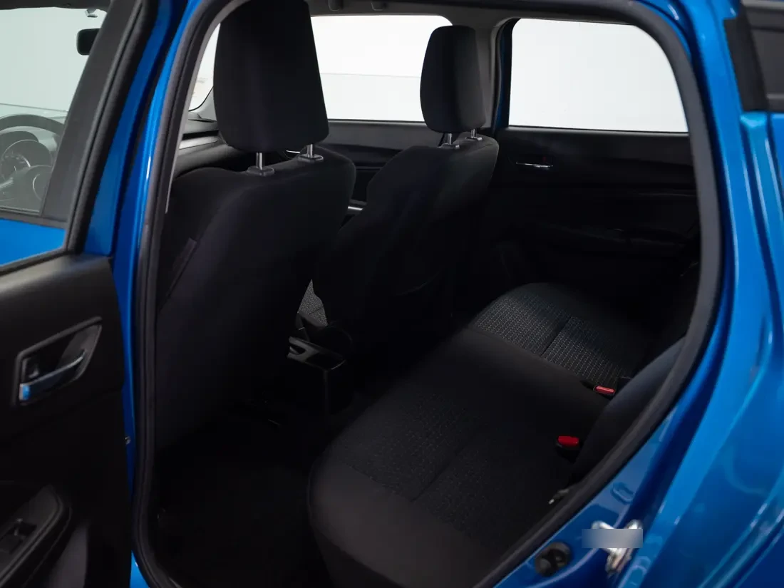 Suzuki Swift 1.2 Glx Plus Mt año 2024