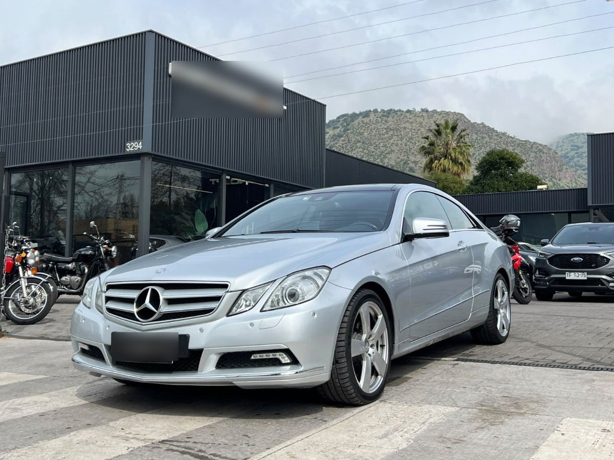 Mercedes-Benz E500 Coupe año 2011
