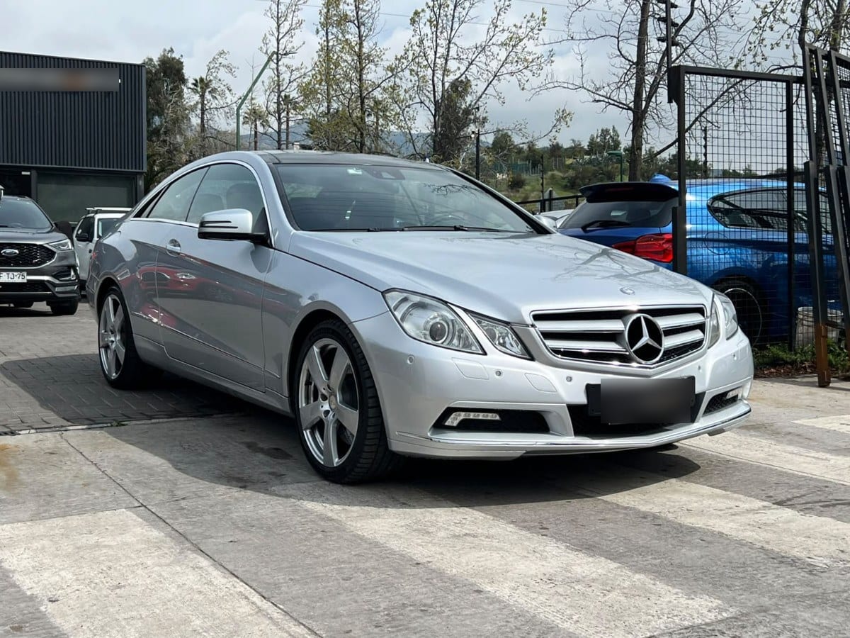 Mercedes-Benz E500 Coupe año 2011
