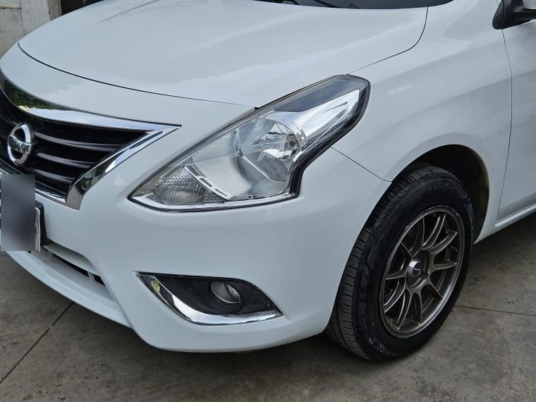 Nissan Versa 1.6 Sense Mt año 2015