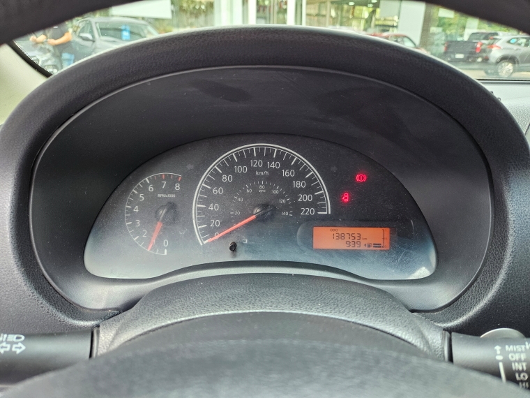 Nissan Versa 1.6 Sense Mt año 2015