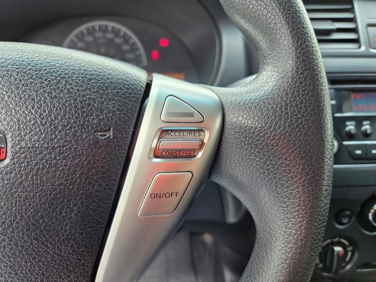 Nissan Versa 1.6 Sense Mt año 2015