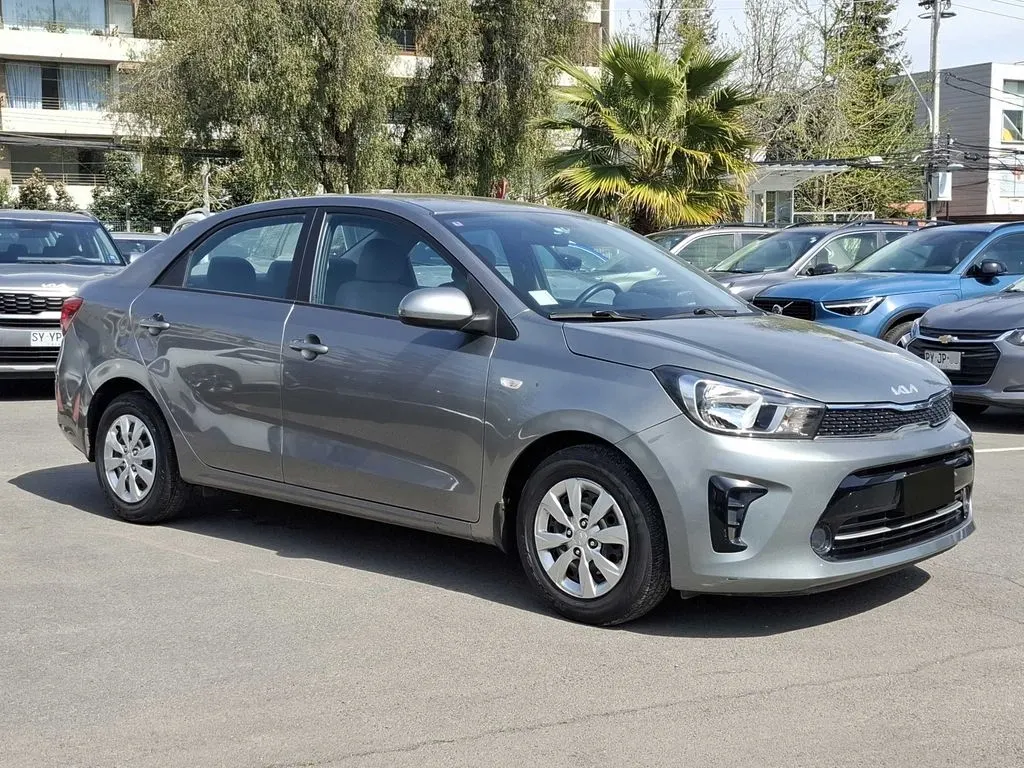 Kia Soluto 1.4 año 2023