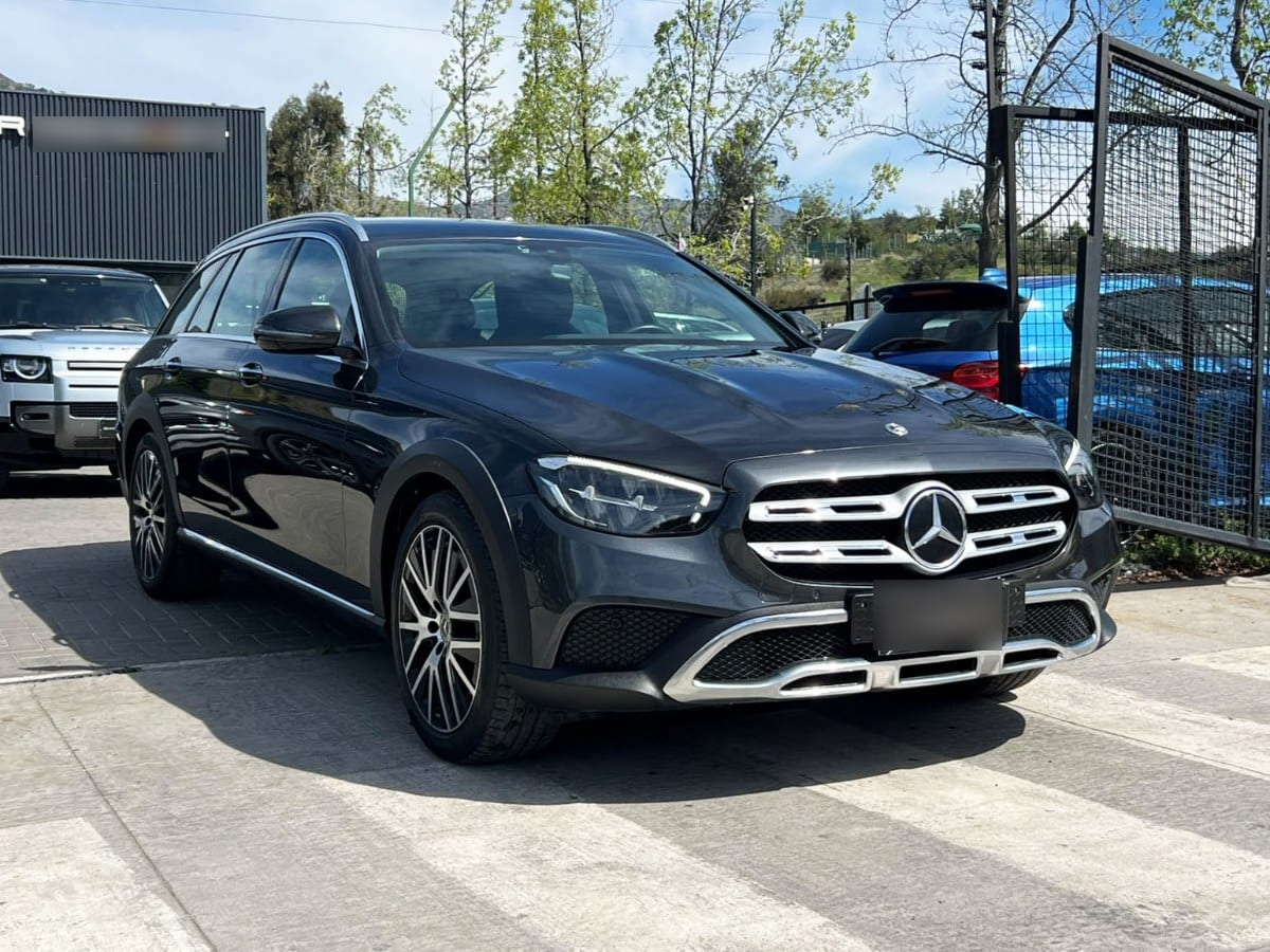 Mercedes-Benz E220 D All Terrain 4matic año 2024