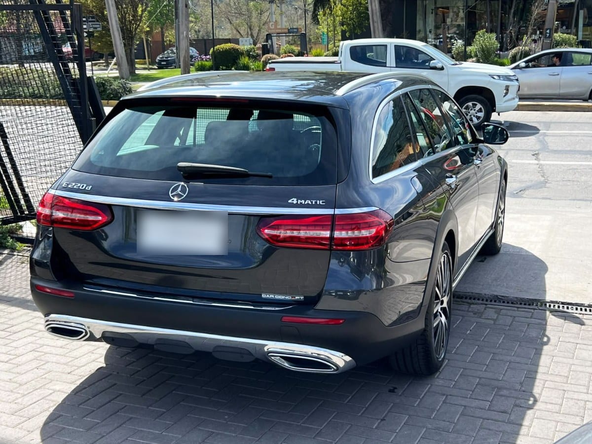 Mercedes-Benz E220 D All Terrain 4matic año 2024