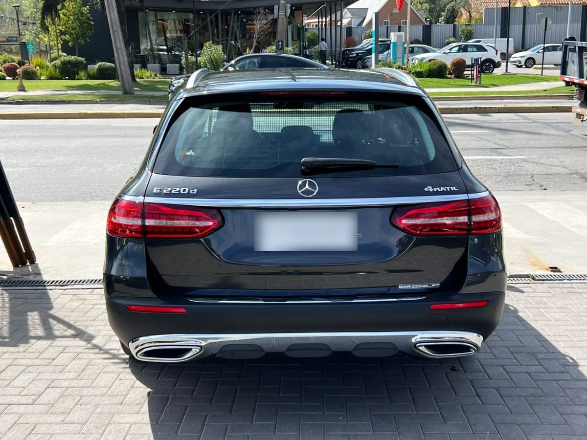 Mercedes-Benz E220 D All Terrain 4matic año 2024