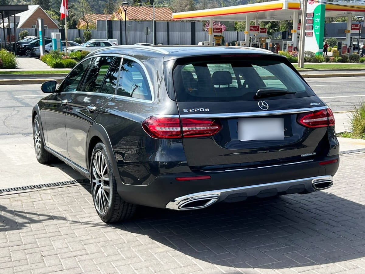 Mercedes-Benz E220 D All Terrain 4matic año 2024